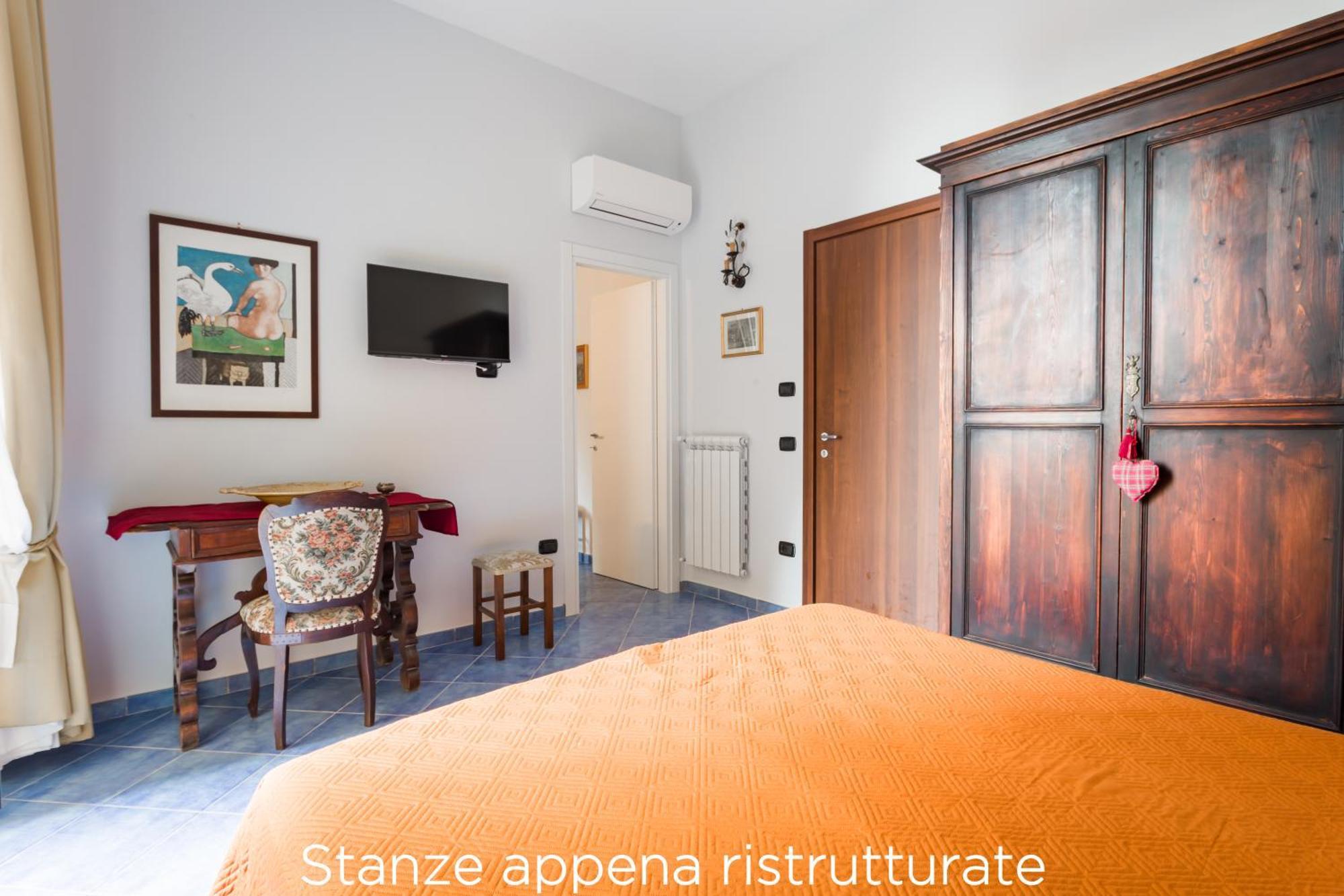 B&B Le Stanze Dei Mille Неаполь Экстерьер фото
